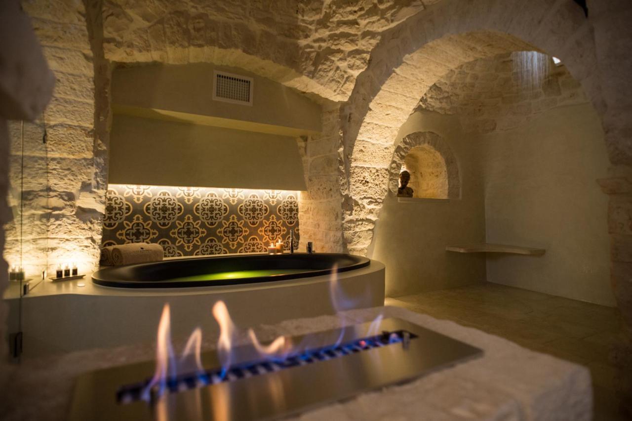 La Mandorla Luxury Trullo Bed & Breakfast Алберобело Екстериор снимка