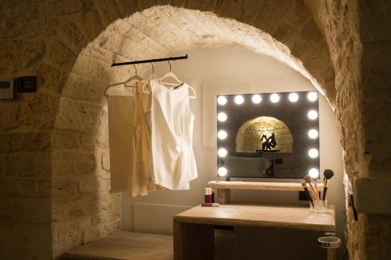La Mandorla Luxury Trullo Bed & Breakfast Алберобело Екстериор снимка