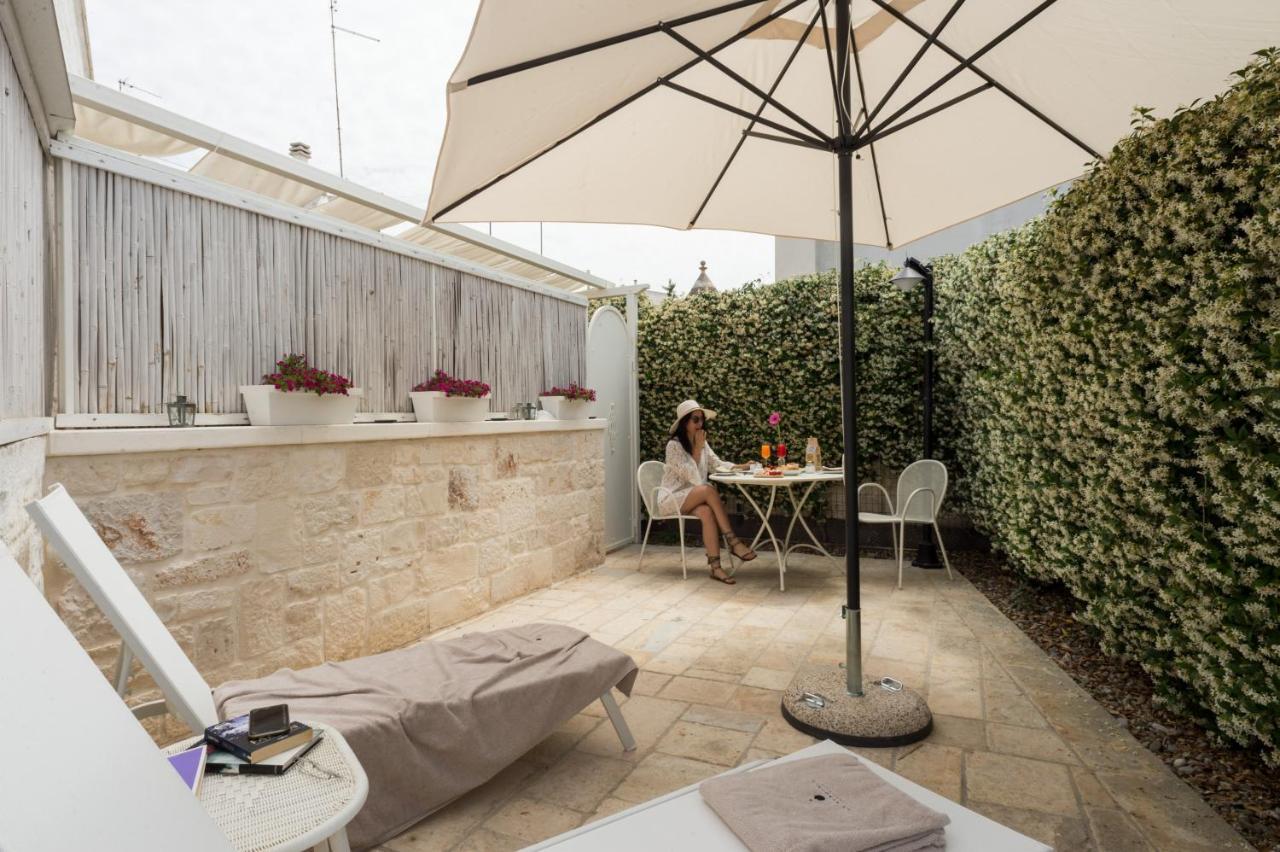 La Mandorla Luxury Trullo Bed & Breakfast Алберобело Екстериор снимка